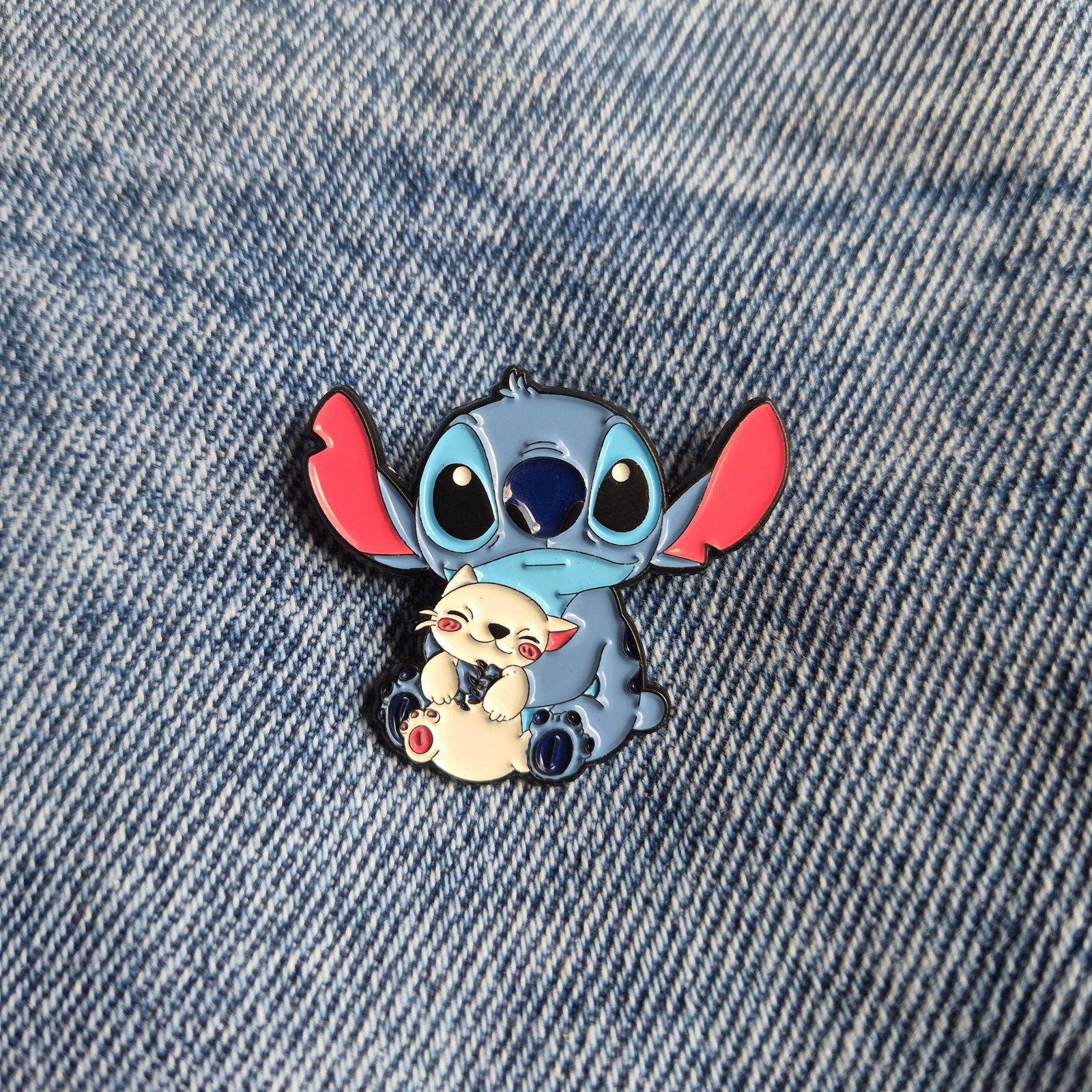 Pin Stich Gatito